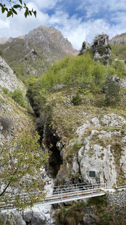 B&B Gronda Via Vandelli Massa  Zewnętrze zdjęcie